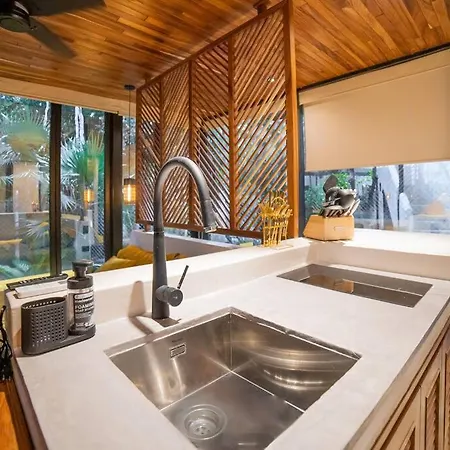 Bright Eco-friendly Studio In Apartment