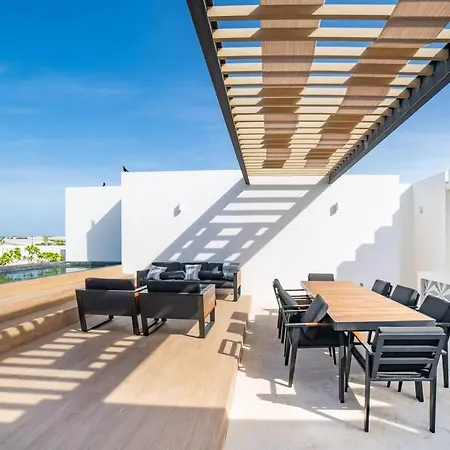 Sanctuary Amazing 3br Ph Private Pool Apartment