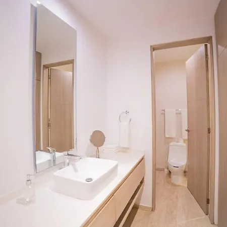 Sanctuary Amazing 3br Ph Private Pool