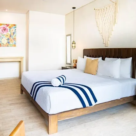 Sanctuary Amazing 3br Ph Private Pool Apartment *