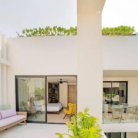 Apartment Sanctuary Amazing 3br Ph Private Pool