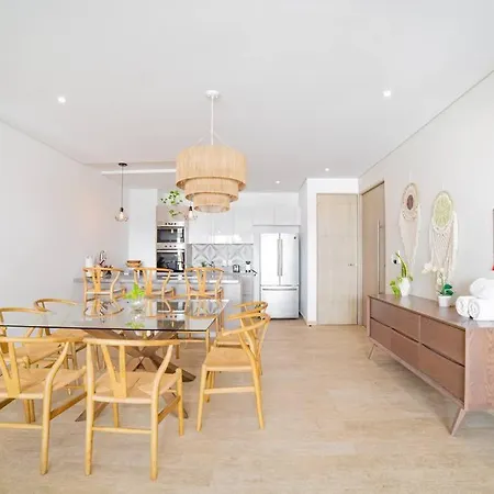 Apartment Sanctuary Amazing 3br Ph Private Pool *