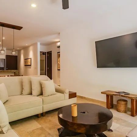 Luxury Aldea Zama 2bed - 2bat Private Terrace & Swim Up Apartment *