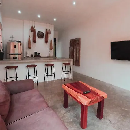 Lrg Grps 24+ Ppl! 11 Bd, 11 Ba, La Veleta Holiday home