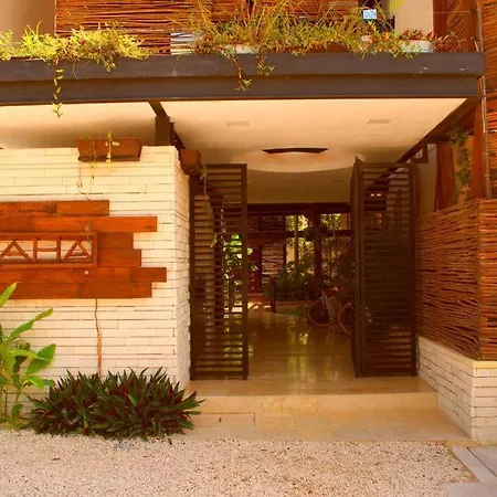 Kuuch Maha Apartment *