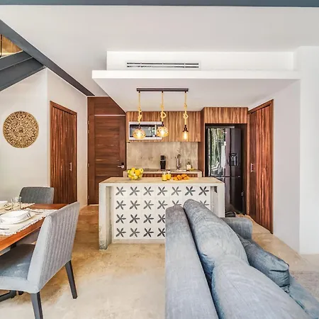 Apartment 2 Apts In Swim Up Bay With Cenote, Gym, Beach Club Tulum