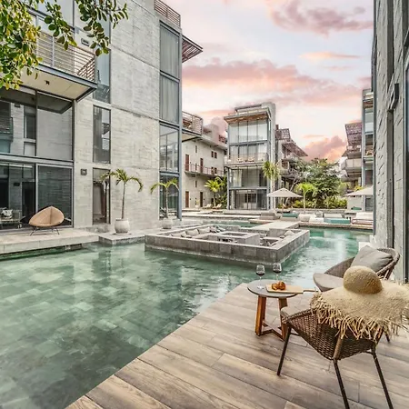 2 Apts In Swim Up Bay With Cenote, Gym, Beach Club * Tulum