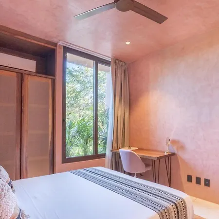 Villa Primrose Jungle Paradise Villa, 3brd, Island Shower, 2 Private Pools, Gourmet Dining & 24hr Security Tulum