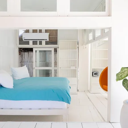 Shambala House Villa *
