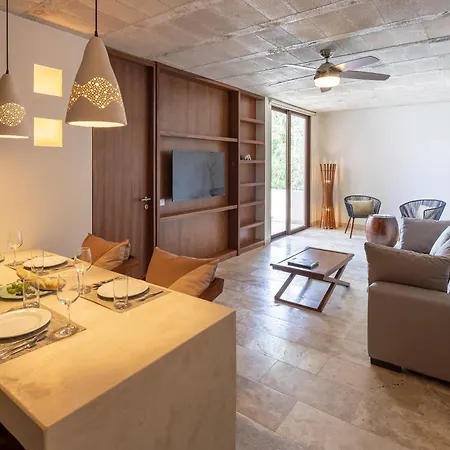 Kiki Apartment *