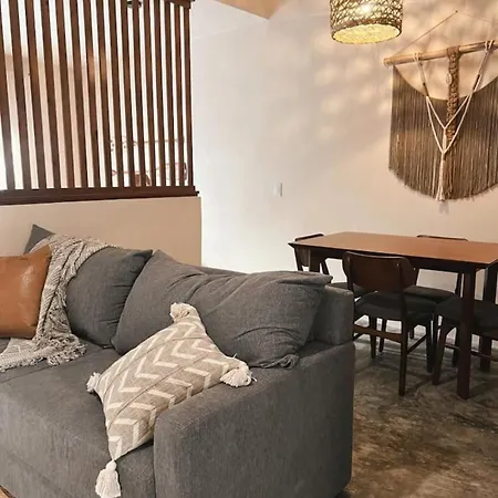 Apartment Jungle With Swim Up Pool - Free Club *