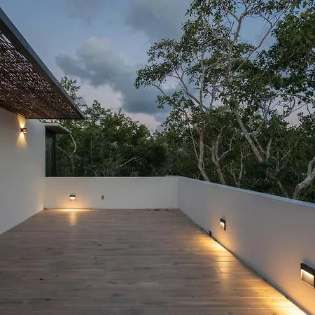Villa Twelve O'clock - Luxury