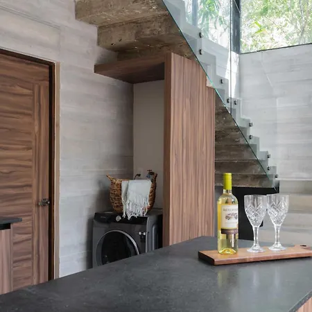 Villa Twelve O'clock - Luxury *