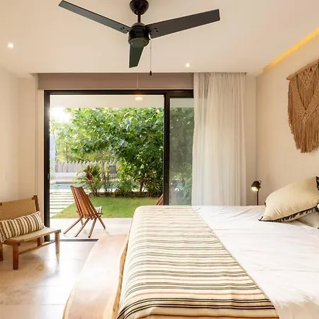 Brand New Pool Side 2br Private Concierge