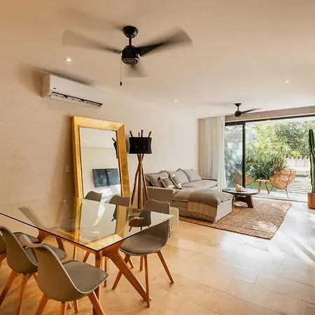 Brand New Pool Side 2br Private Concierge