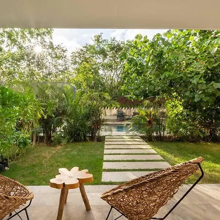 Apartment Brand New Pool Side 2br Private Concierge *