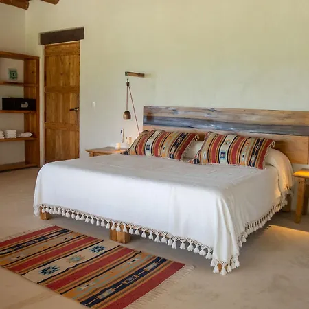 Pocna Hotel