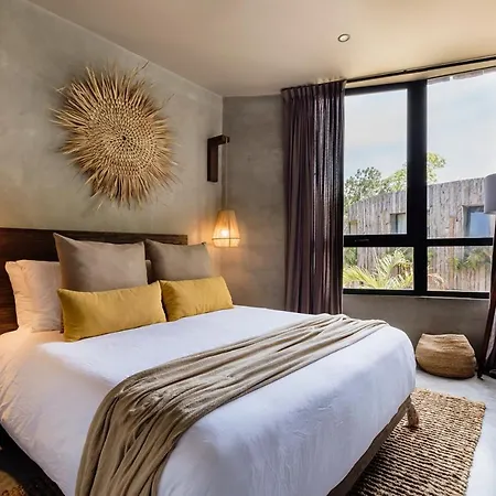 Casa Solara Sleeps 12 Beach Club Holiday home Tulum