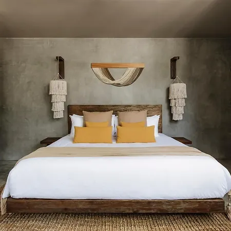 Holiday home Casa Solara Sleeps 12 Beach Club