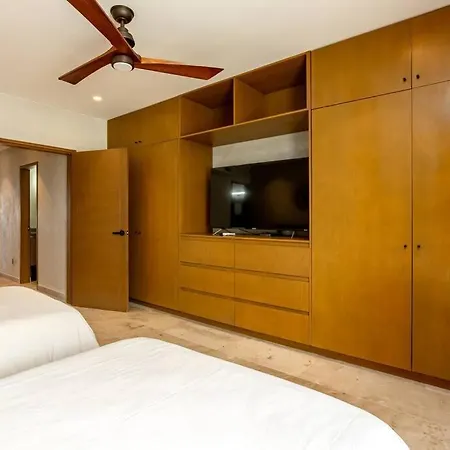 Luxury Beachfront Getaway Tankah Bay