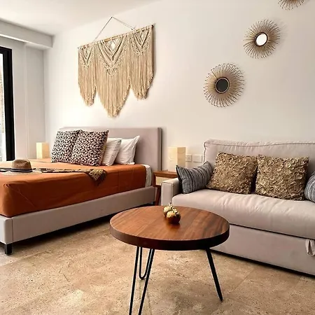 Menesse By Andiani Travel Apartment
