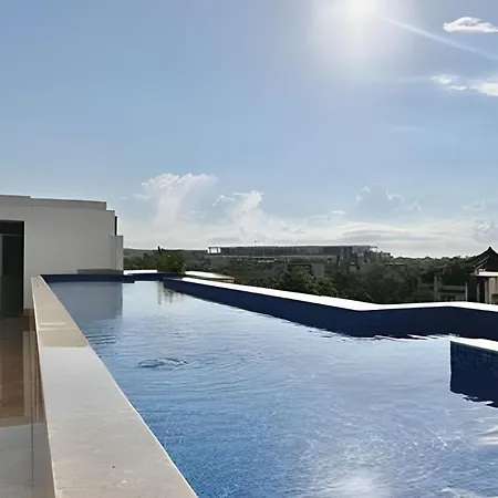 Wonderful Ph 3br/large Private Pool/aldea Zama Apartment