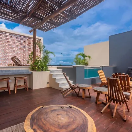 Chic 1 Bedroom With Private Terraze Jacuzzzi Apartment