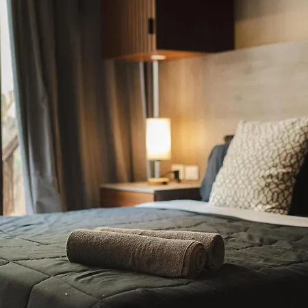 Apartment Chic 1 Bedroom With Private Terraze Jacuzzzi