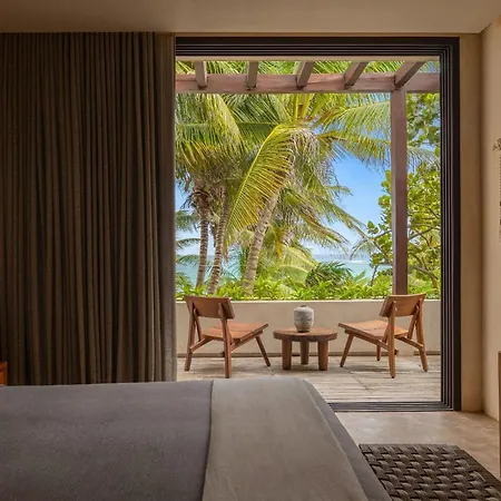 Secrets & Club (adults Only) Resort