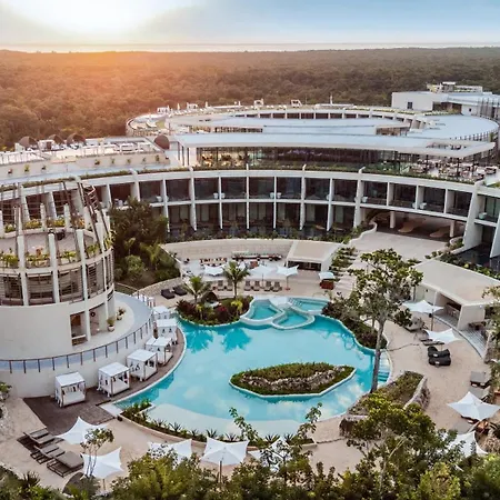 Secrets & Club (adults Only) Resort 5*
