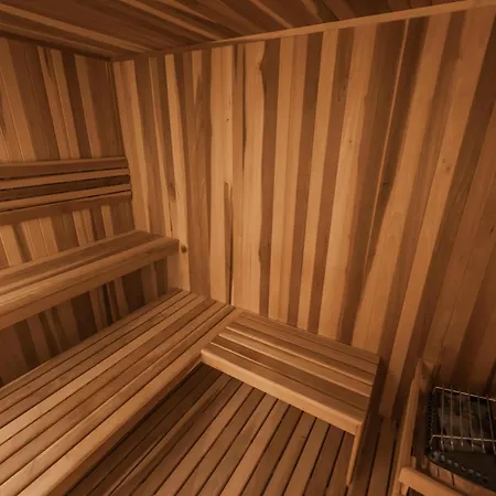 The Waves Secluded Studio With Balcony