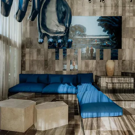 Apartment Barneys Ny Residences With Private Pool And 24h Security
