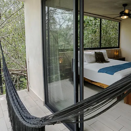 Sunset House Hotel