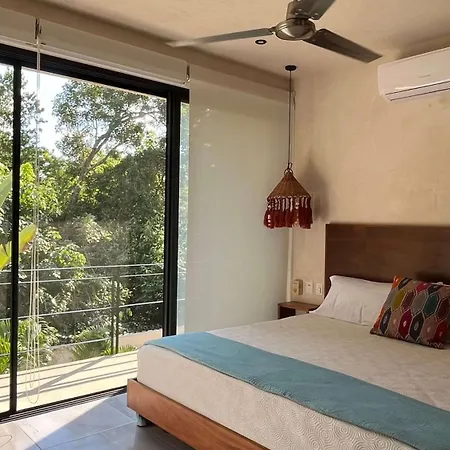 Elegant With Private Pool And Bbq Patio *