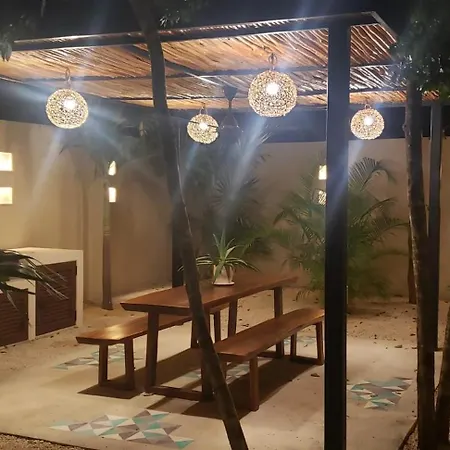 Elegant With Private Pool And Bbq Patio