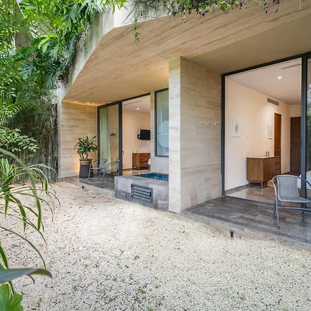 Mistiq Aparthotel Tulum