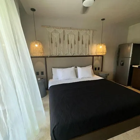Bakal 303, Estudio Con Balcon Centrico *