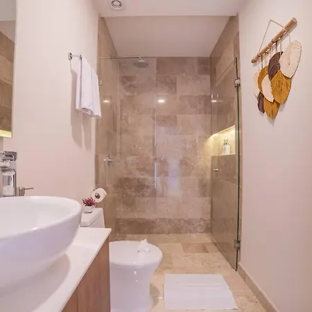 Giada 201 Jungle View Cozy 1br W Rooftop Pool