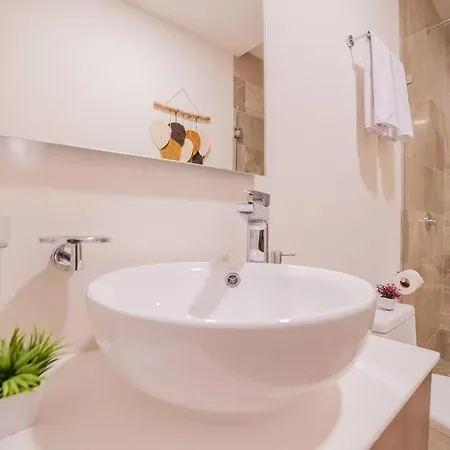 Giada 201 Jungle View Cozy 1br W Rooftop Pool