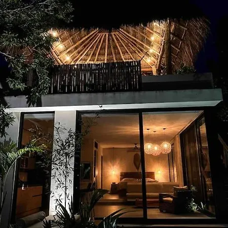 Eco-luxury Living Bungalow Holiday home Tulum