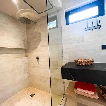 Holiday home Eco-luxury Living Bungalow
