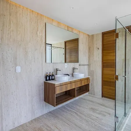 3br With Private Pool, Near Beach Villa *