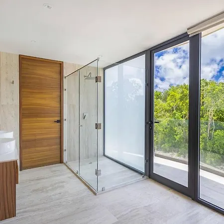 3br With Private Pool, Near Beach Villa *
