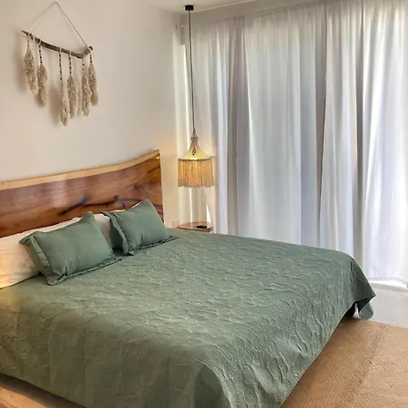 Muuk Aparthotel *