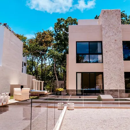 Picasso Tulum