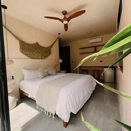Luxury 2br With Private Pool & Scooter