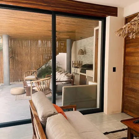 Luxury 2br With Private Pool & Scooter