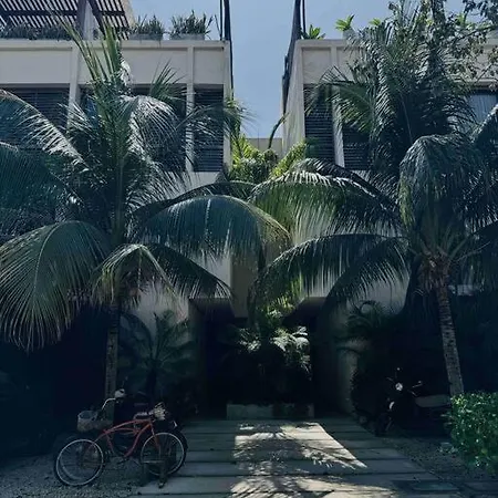 Apartment Stunning 2 Bd Ph W Private Pool *