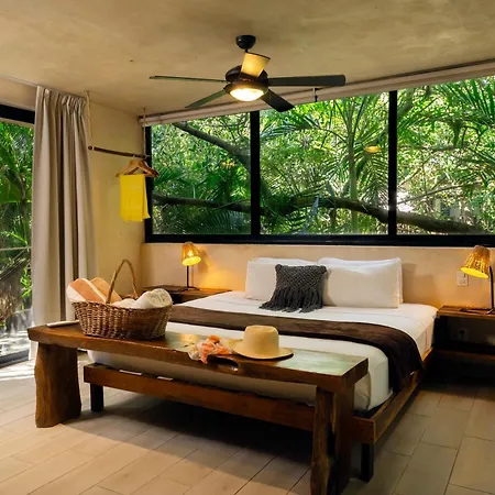 Sunset House 2*