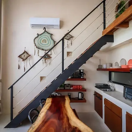 2 Bdr Stunning Designer Loft - Centro Apartment *